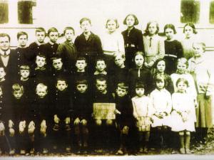 1933  École de Fayet