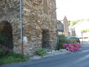 Place à Laroque (48)