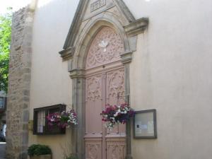 Porte de l'église de Laroque (97)