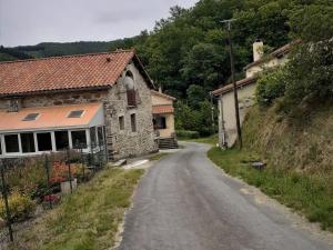 Route traversant Le Planet (11)