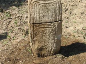 Statue Menhir au Planet (6)