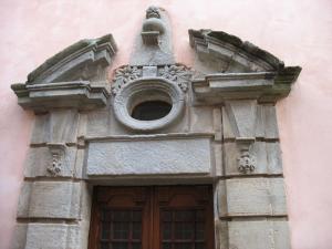 Une trés belle entrée Laroque (54)