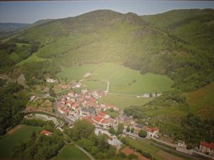 Vue aérienne de Laroque (1)