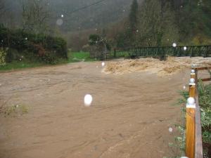 La Nuéjouls en crue à LAROQUE LE 28/11/2014 à 10 H 00 (20)