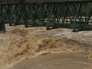 La Nuéjouls en crue à LAROQUE LE 28/11/2014 à 10 H 00 (21)