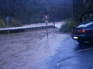 La Nuéjouls en crue à LAROQUE LE 28/11/2014 à 14 H 00 (42)