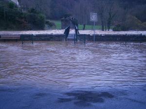 La Nuéjouls en crue à LAROQUE LE 28/11/2014 à 14 H 00 (43)