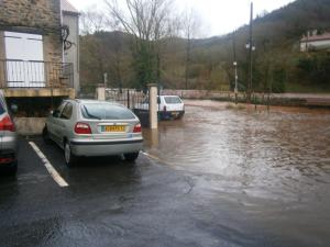 La Nuéjouls en crue à LAROQUE LE 28/11/2014 à 14 H 00 (47)