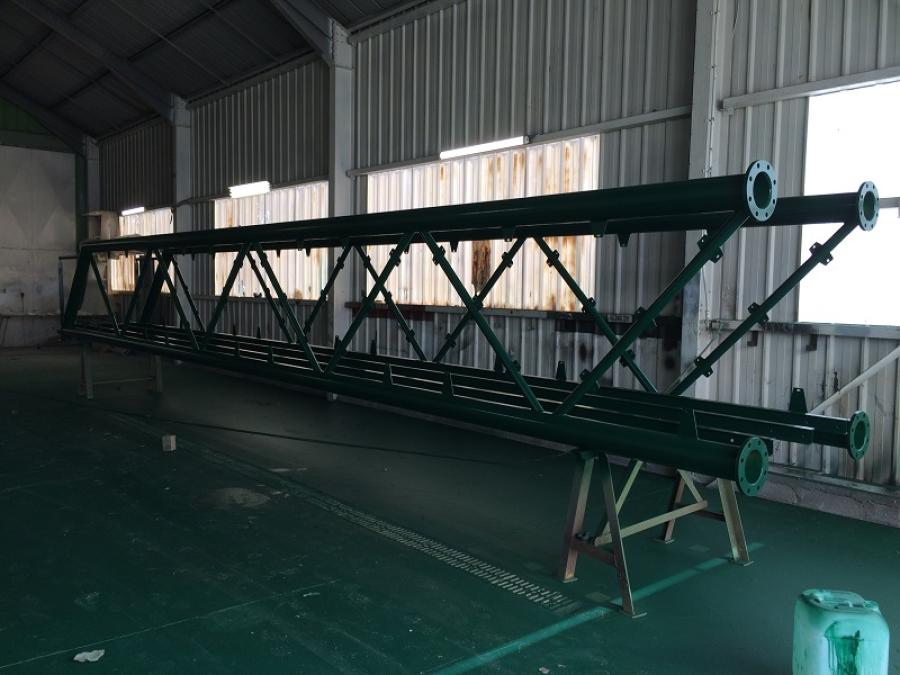Etape peinture pour la passerelle 1