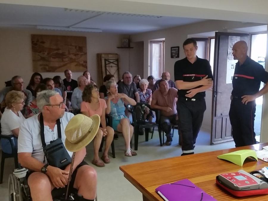 Initiation à l'utilisation d'un défibrilateur - 11.07.19 -Fayet (3)