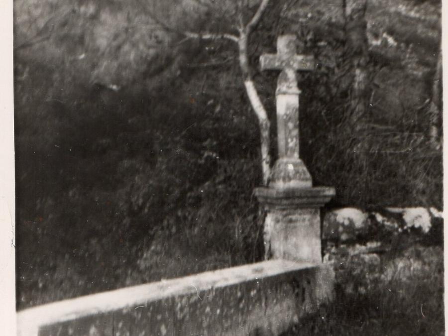 La croix de Fagous à Laroque (87)