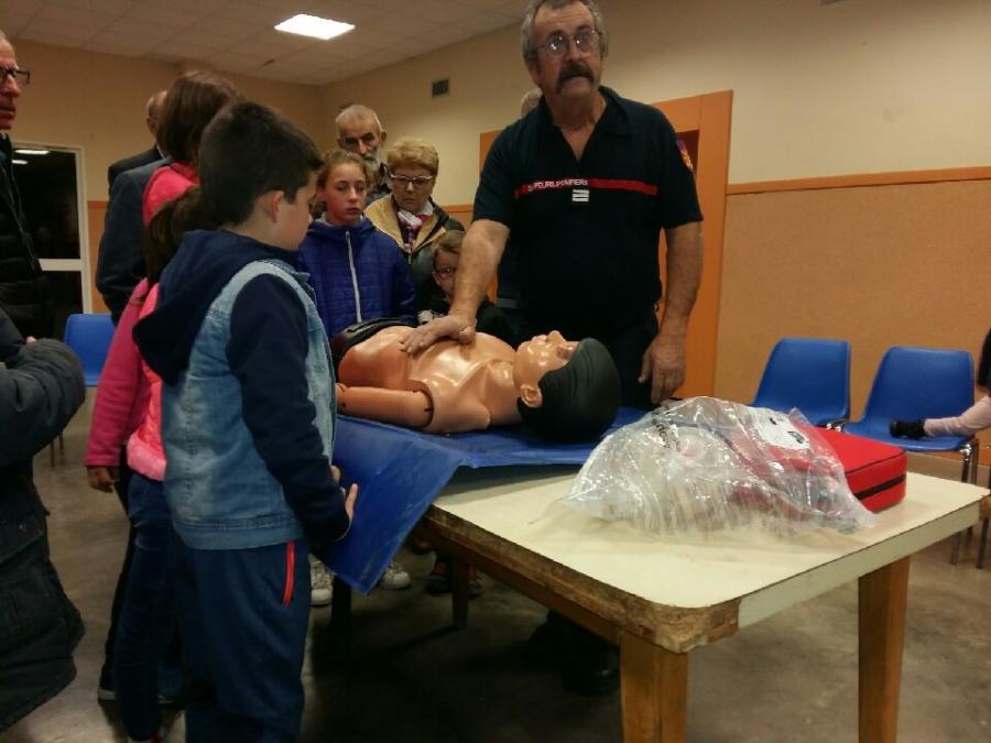 Remise d'un défibrilateur par le Lion's Club de Millau - 26.10.2018 - Fayet (8)