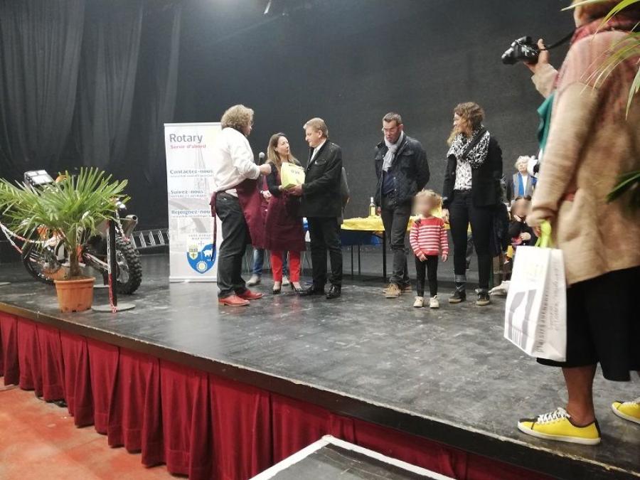 Remise d'un défibrilateur par le Rotary International  de Saint-Affrique - 13.04.2019 - Fayet (6)