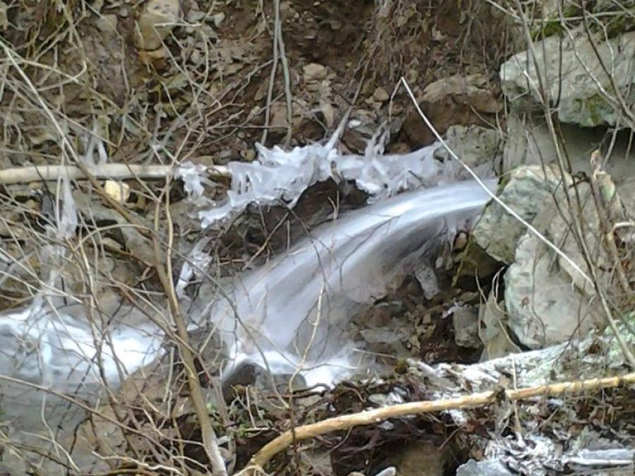 Une cascade à Fayet (15)